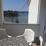 And By The Sea - Donja, Rab - 2001 Gasthof