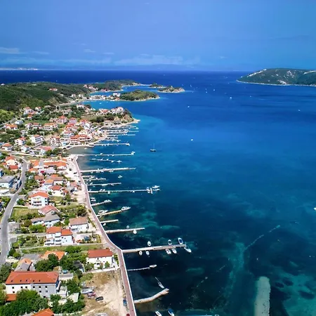 And By The Sea - Donja, Rab - 2001 Πανσιόν Supetarska Draga