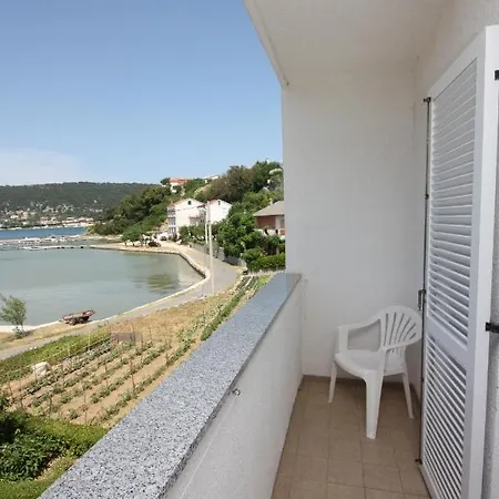 And By The Sea - Donja, Rab - 2001 Gasthof Supetarska Draga