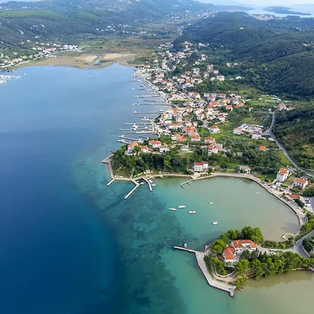 And By The Sea - Donja, Rab - 2001 3* Supetarska Draga