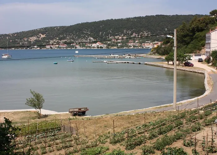 And By The Sea - Donja, Rab - 2001 Guest house 3*